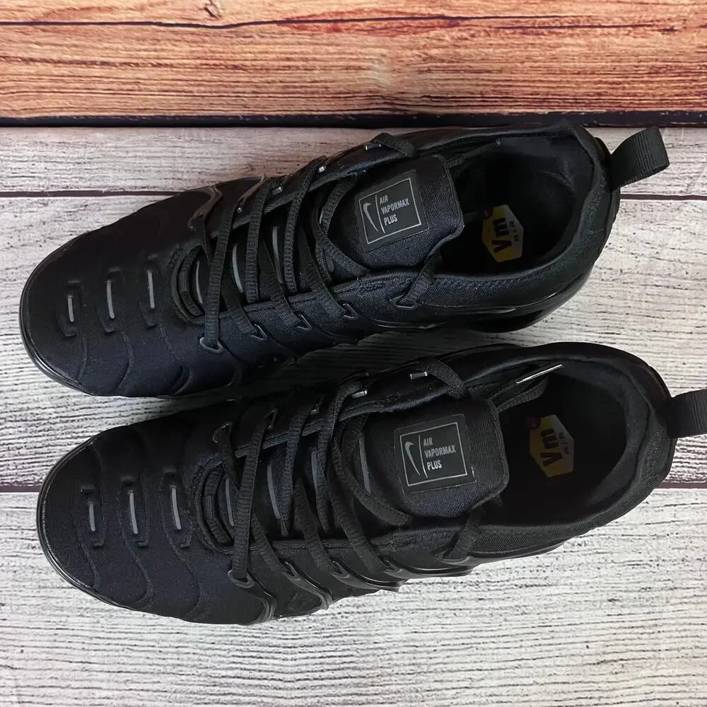 Nike Vapormax Tripe Black Low Top Shoes - Picture 3 of 9